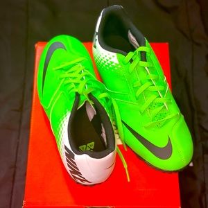 Nike Turf/indoor. Jr Nike Bomba TF